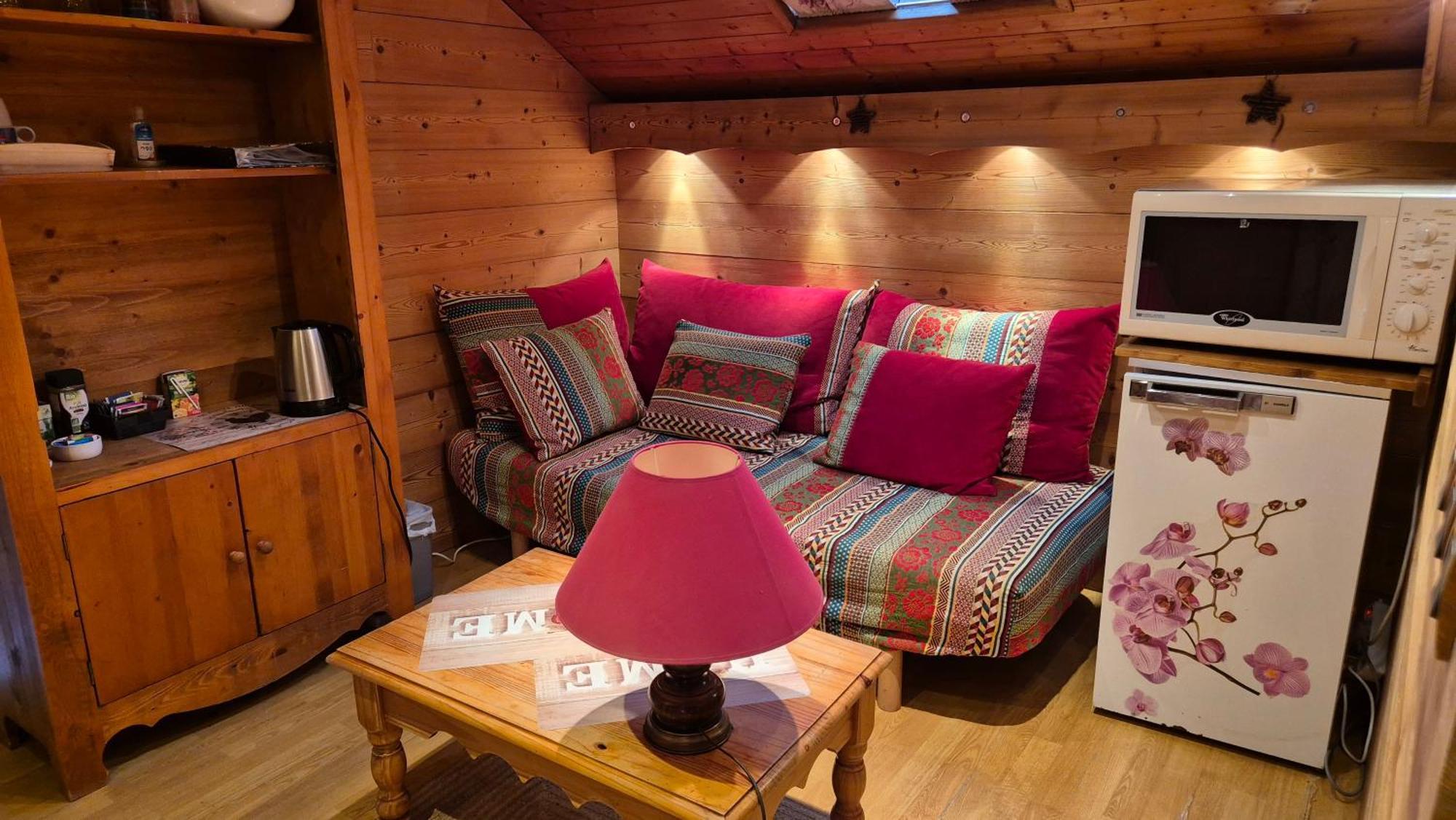 Comme A La Maison, Chambres Au Calme Verrens-Arvey Экстерьер фото